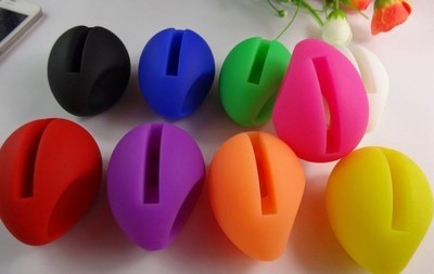 生活日用橡膠制品新趨勢(shì) 從雞蛋擴(kuò)音器到iPhone5硅膠擴(kuò)音器的創(chuàng)新之路